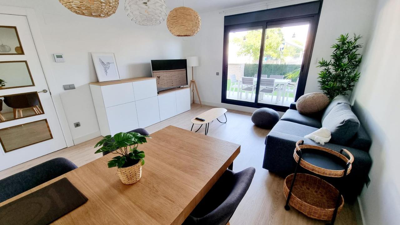 Apartamento Diseno Con Jardin Privado A 100 Metros Del Mar تورّيذيمْبَرّا المظهر الخارجي الصورة